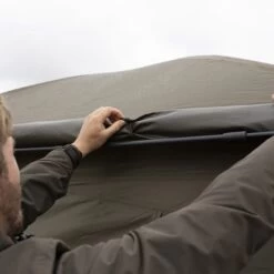 Casquette Avid Carp Screen House à Visière -Pêche Promotion Boutique 04 A0530014 screenhouse 4d peaked skull cap ls 550x550 1