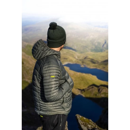 Bonnet à Pompon RidgeMonkey APEarel Vert 2 Bonnet à Pompon RidgeMonkey APEarel Vert – Image 2