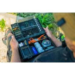 Boîte à Pêche Moyenne Fox 16 Boîte à Pêche Moyenne Fox -Pêche Promotion Boutique Fox20Medium20Tacklebox6 550x550w