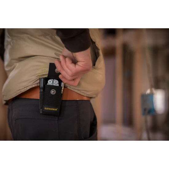 Housse En Nylon à 4 Poches Leatherman Medium 2 Housse En Nylon à 4 Poches Leatherman Medium – Image 2